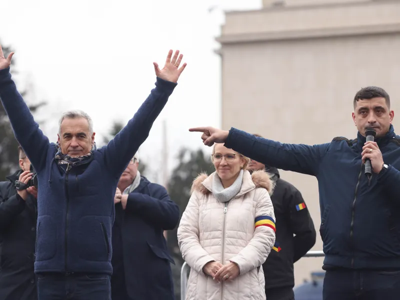 Călin Georgescu, șefa POT și George Simion - Foto: INQUAM PHOTOS / Octav Ganea