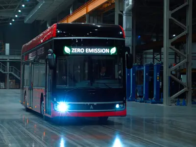 Automecanica Mediaș a prezentat primul autobuz electric la Busworld. Se apucă și de un tramvai - Foto: Automecanica Mediaș