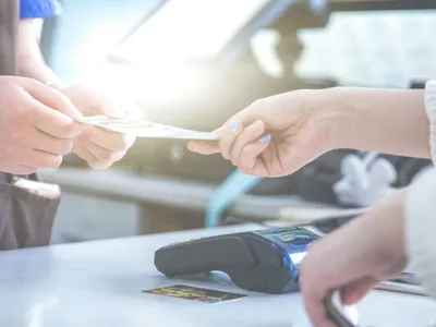 Banca Transilvania și CEC Bank lansează o provocare pentru Revolut. Ce trebuie să știe clienții Foto: Freepik (fotograie cu caracter ilustrativ)