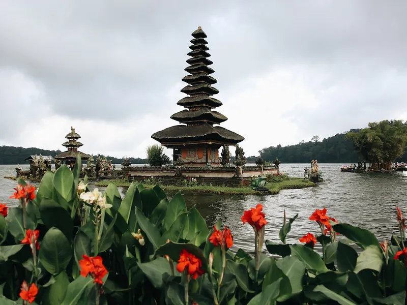 Templu în Bali - Foto: pexels.com/alleksana