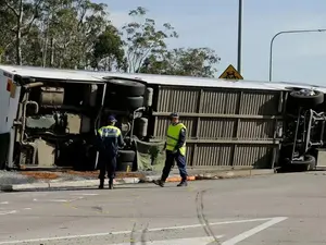 Accident fatal de autocar - Foto: Twitter/ @JoshClements89