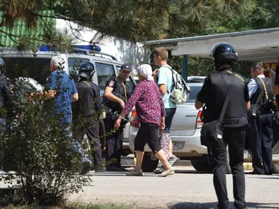 3.000 de locuitori au fost evacuați în urma unor explozii la depozitul de muniție al uneia dintre unitățile militare rusești din satul Maiskoie, Crimeea/foto: Profimedia Images