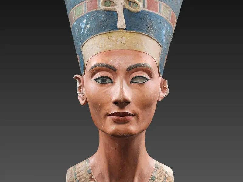 Bustul reginei Nefertiti din Berlin a fost revendicat de Egipt. S-a făcut un comitet național Foto: smb.museum