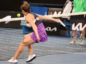 Simona Halep împotriva Serenei Williams/FOTO: Twitter