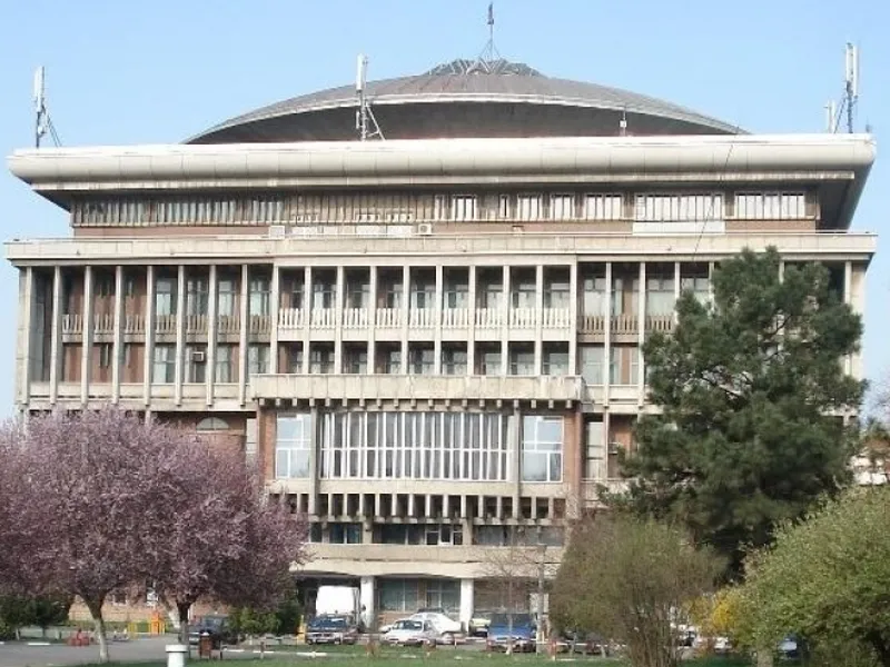 Universitatea Politehnca / Europa FM