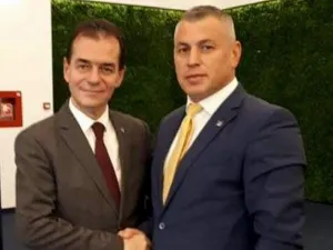 Ludovic Orban și mereu dornicul de învățătură Daniel Moroșanu