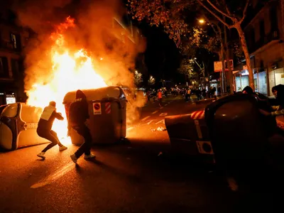 Proteste violente la Barcelona / Foto: agerpres.ro