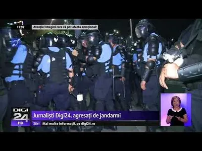 Jurnaliștii, agresați de jandarmi, deși s-au identificat Foto: Captură video Digi 24