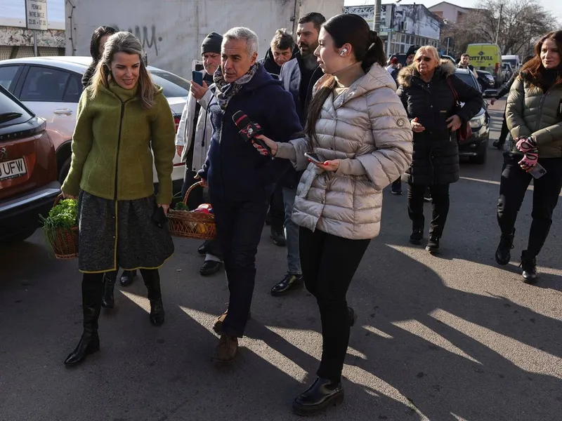 Lui Georgescu îi pute Dacia! La piață, pentru ceapă de 3 lei, cu Renault de 30.000 € lansat în Rusia - Foto: INQUAM PHOTOS / Octav Ganea - Imagine cu rol ilustrativ