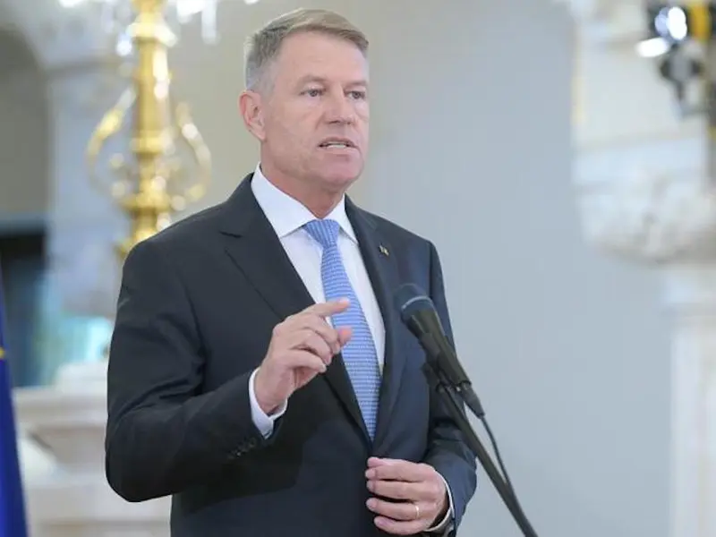 Klaus Iohannis spune că întărirea capacităţii de apărare va continua să fie o prioritate a României, inclusiv prin alocarea, începând cu acest an, a 2,5% din PIB pentru Apărare - Foto: presidency.ro