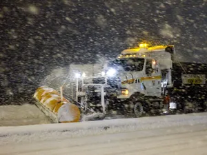 METEO Cod portocaliu de viscol și ninsori în 17 județe din România. Rafalele de vânt, 120 Km/h - Foto: Profimedia images