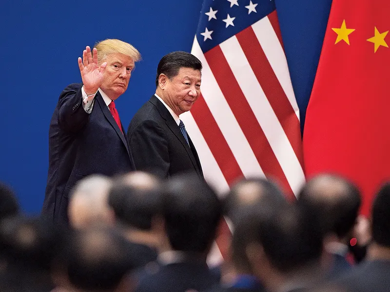 Președintele Trump cu președintele chinez Xi Jinping la un eveniment pentru liderii de afaceri, la Marea Sală a Poporului din Beijing în 2017