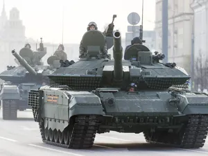 Soldații ucraineni au capturat în Harkov cel mai avansat tanc rusesc T-90M în stare perfectă - FOTO: Profimedia