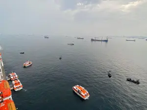 Un feribot cu 288 de persoane la bord a luat foc în Marea Mediterana/FOTO: crewcenter.com