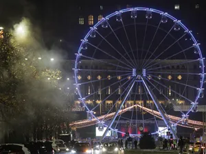 Târgul de Crăciun din Piața Constituției se va închide peste câteva zile - Foto: INQUAM Photos/Sabin Cirstoveanu - cu rol ilustrativ