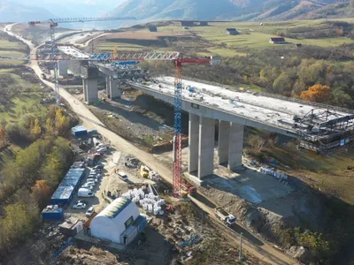 Când va fi gata Autostrada Pitești-Sibiu: Avans de 0% pe două loturi din 5, 36% pe lotul 5 - Foto: turnulsfatului.ro - Imagine cu rol ilustrativ