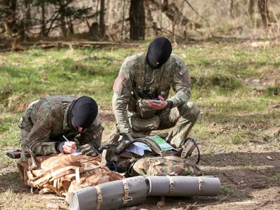 Ce salarii infime iau militarii români care își riscă viața învățând să folosească drone de război? foto: Facebook/MAPN