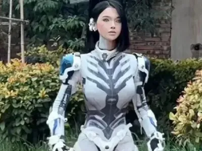 VIDEO Cum arată „fata-robot”, cel mai realist android din lume - Foto: captură YouTube