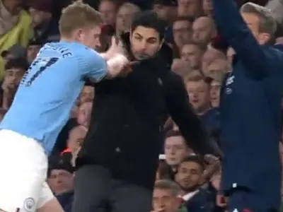 Kevin De Bruyne l-a bruscat pe antrenorul lui Arsenal, Mikel Arteta Foto: digisport.ro