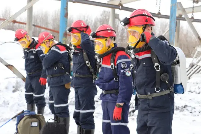 Incendiu într-o mină din Siberia. Unsprezece mineri au murit, alți 49 sunt blocați în subteran/FOTO: Twitter/AP Europe