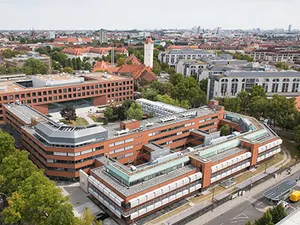 Mai mulți pacienți COVID sub 60 de ani decât peste, la ATI în Germania, arată RKI/FOTO: rki.de