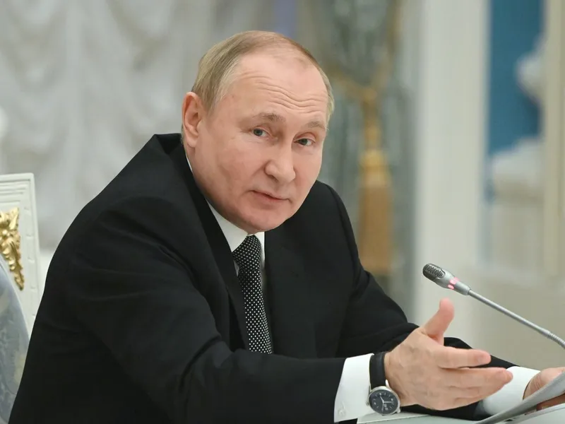 Preşedintele rus Vladimir Putin încearcă să le ofere ruşilor asigurări cu privire la inflaţia galopantă. / Foto: Profimedia