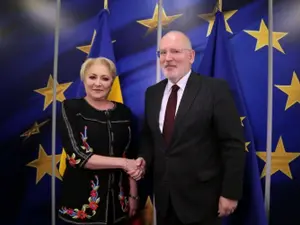 Premierul Dăncilă și Frans Timmermans, prim-vicepreședinte al Comisiei Europene Foto: Guv.ro