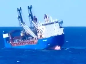 Un cargobot rusesc s-a scufundat în Mediterană. O explozie în camera motoarelor a fost fatală - Foto: X/ @Tendar