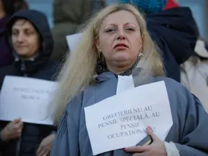 Protest al grefierilor pentru pensiile de serviciu. FOTO: Inquam Photos / George Călin