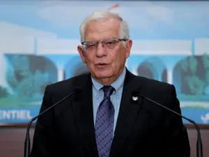 Josep Borrell cere statelor UE să primească între 10.000 şi 20.000 de refugiaţi afgani /foto: daily sabah