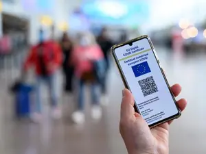 UE elimină restricţiile suplimentare pentru titularii certificatului digital european COVID. / Foto: ec.europa.eu