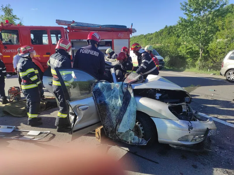 Accident la Nistorești Foto: ISU Prahova/Facebook