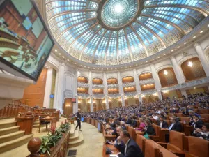 Sala de plen a Parlamentului României/FOTO: ziaruldeiasi.ro