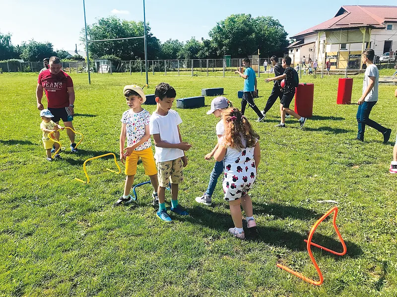 Pe terenul CS Aurora Băicoi sunt organizate atât competiții de rugby, cât și evenimente social-educative pentru copiii și tinerii din localitate