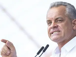 Oligarhul Vlad Plahotniuc a fost, multă vreme, un colaborator al  lui Igor Dodon, președintele socialist al Republicii Moldova. Astăzi, sunt dușmani de moarte - Foto: Agora.md