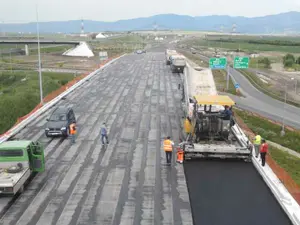 Lucrările avansează cu 0,01% într-o lună pe Autostrada Sebeș – Turda care are 5 ani întârziere /ziarulunirea.ro