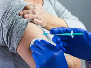 Vaccin greșit/FOTO: freepik.com