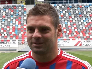 Steaua are patru potenţiali investitori privaţ - Foto: Wikimedia/STEAUA TV, cropped by Gabinho/CC BY 3.0 / Adrian Popa, unul dintre juc[torii emblematici ai CSA Steaua / imagine cu caracter ilustrativ