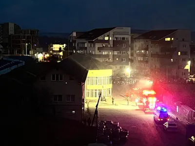 VIDEO Incendiu la hotelul stadionului Unirea, din Alba Iulia. 15 persoane evacuate - Foto: Alba24.ro