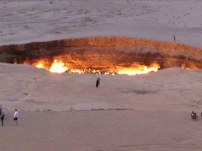 Turkmenistanul plănuiește să închidă „Poarta către Iad”/foto: yahoo