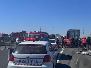 Accident extrem de grav pe autostrada A4. A fost activat Planul Roșu. 11 victime - FOTO: ISU Constanța