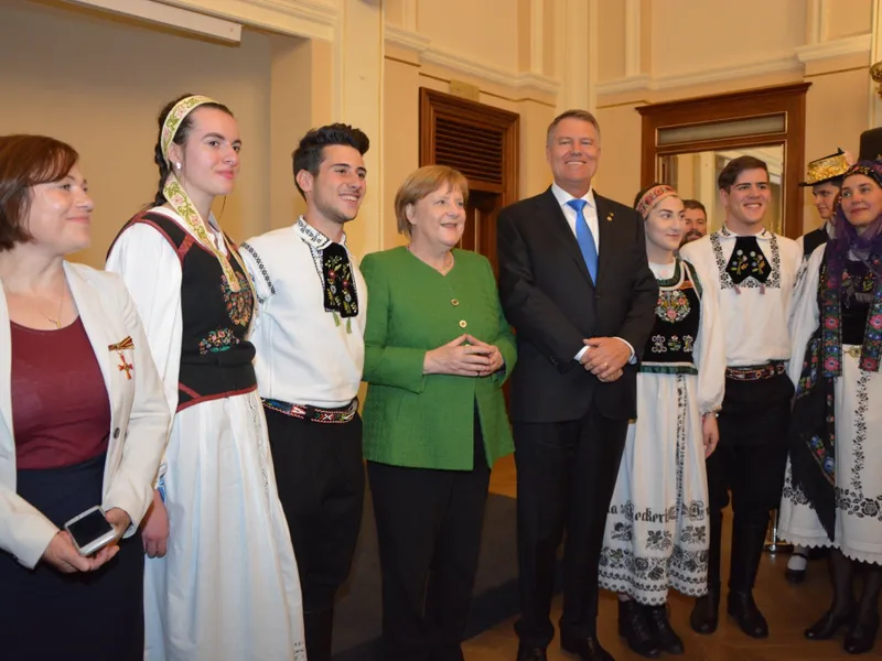 Angela Merkel și Klaus Iohannis la o întâlnire cu etnicii germani, la Sibiu Foto: Facebook