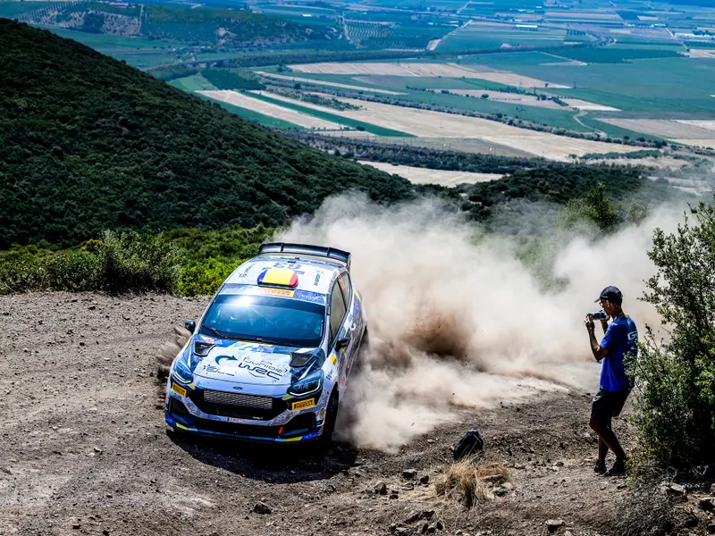 Doi români, frații Maior, au câștigat Raliul Acropolis și sunt VICECAMPIONI mondiali Junior WRC - Foto: Facebook/Norbert Maior