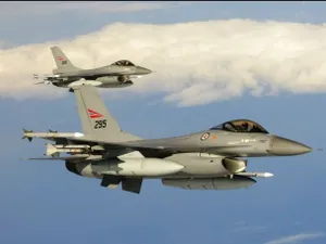 Norvegia sare în ajutorul Ucrainei. Trimite avioane F-16 și permite vânzarea directă de arme - Foto: twitter.com/front_ukrainian