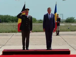 VIDEO Regele Belgiei a ajuns în România. A fost primit de Klaus Iohannis la Baza Mihai Kogălniceanu/FOTO: Captura video