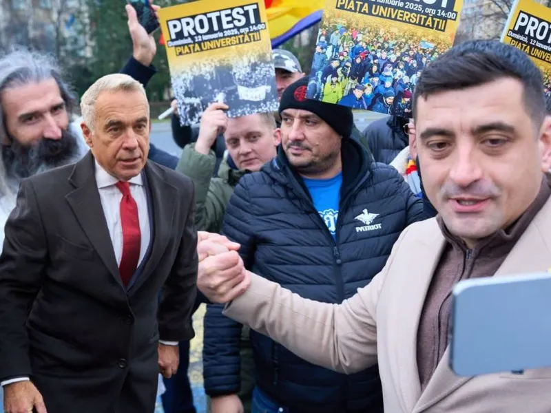 George Simion vrea să „îl îngroape” pe Călin Georgescu organizându-i un miting pe care nu l-a cerut - Foto: INQUAM PHOTOS / FB