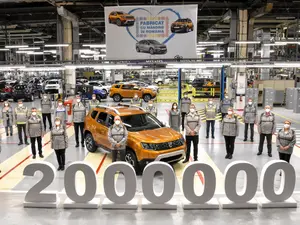 Fabrica Dacia de la Mioveni a produs SUV-ul Duster cu numărul 2.000.000. / Foto: Dacia