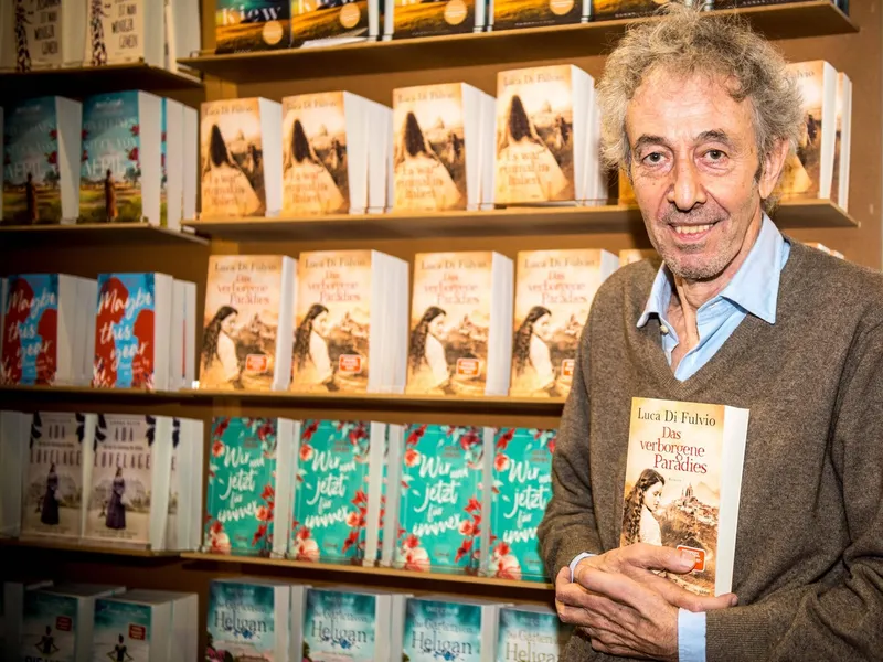 Scriitorul şi dramaturgul italian Luca di Fulvio, autorul bestseller-ului „La gang dei sogni”, a murit - Foto: Profimedia Images