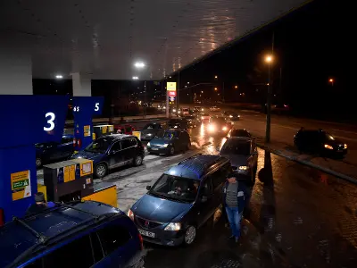 Prețul barilului de petrol s-ar putea dubla față de cel de astăzi Foto: INQUAM Photos/ Alex Nicodim