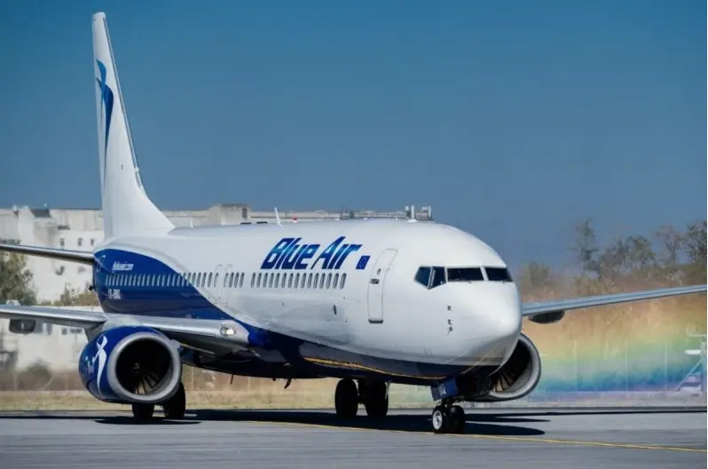 Blue Air își reia activitatea de luni. Ce datorii au Wizz Air şi Tarom la Iași - ziaruldeiasi.ro